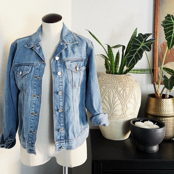 Blu Pepper Denim Jacket with Floral Embroidery NWT - Picture 4 of 6